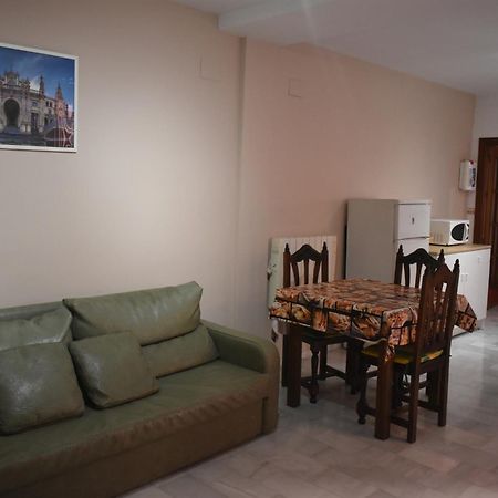 Hostal Alamare Seville Exterior photo